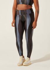 Colada Oricla New Zig Tricolor