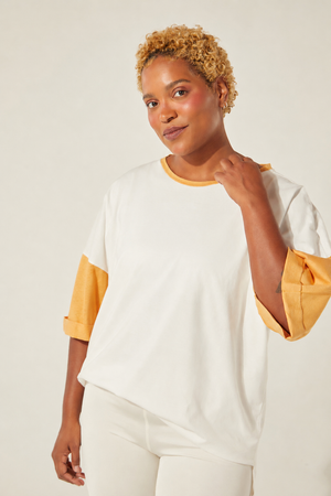 T-Veste Off e Amarelo Mostarda