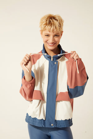 Jaka Loka Azul e Off