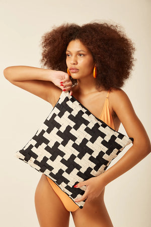 Capa de Almofada Preto – capa de almofada preta | Rani Fit
